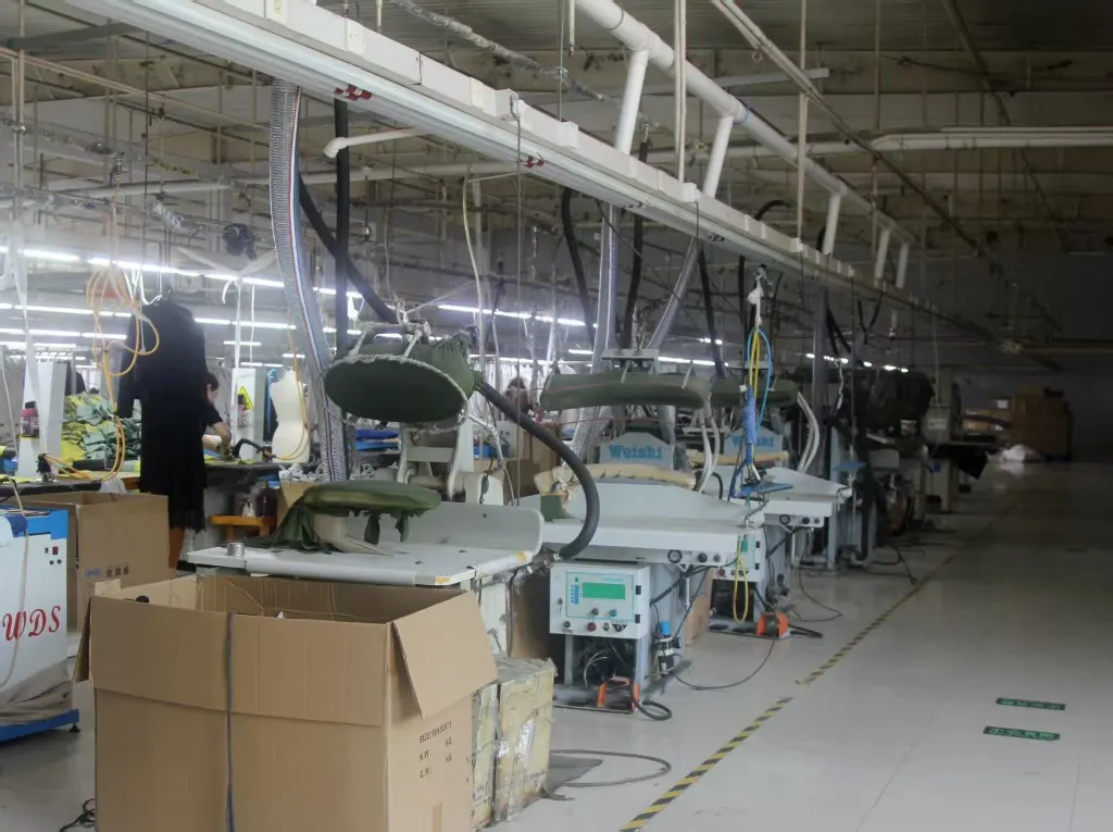 Industrial garment pressing line
